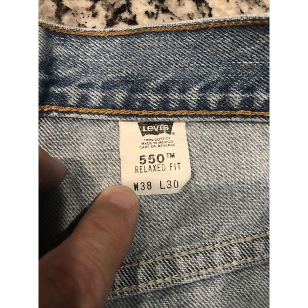 LEVI'S 550 RELAXED FIT MEN'S JEANS SIZE 38 X 30 RED TAB MEDIUM WASH 100% COTTON - Picture 7 of 8